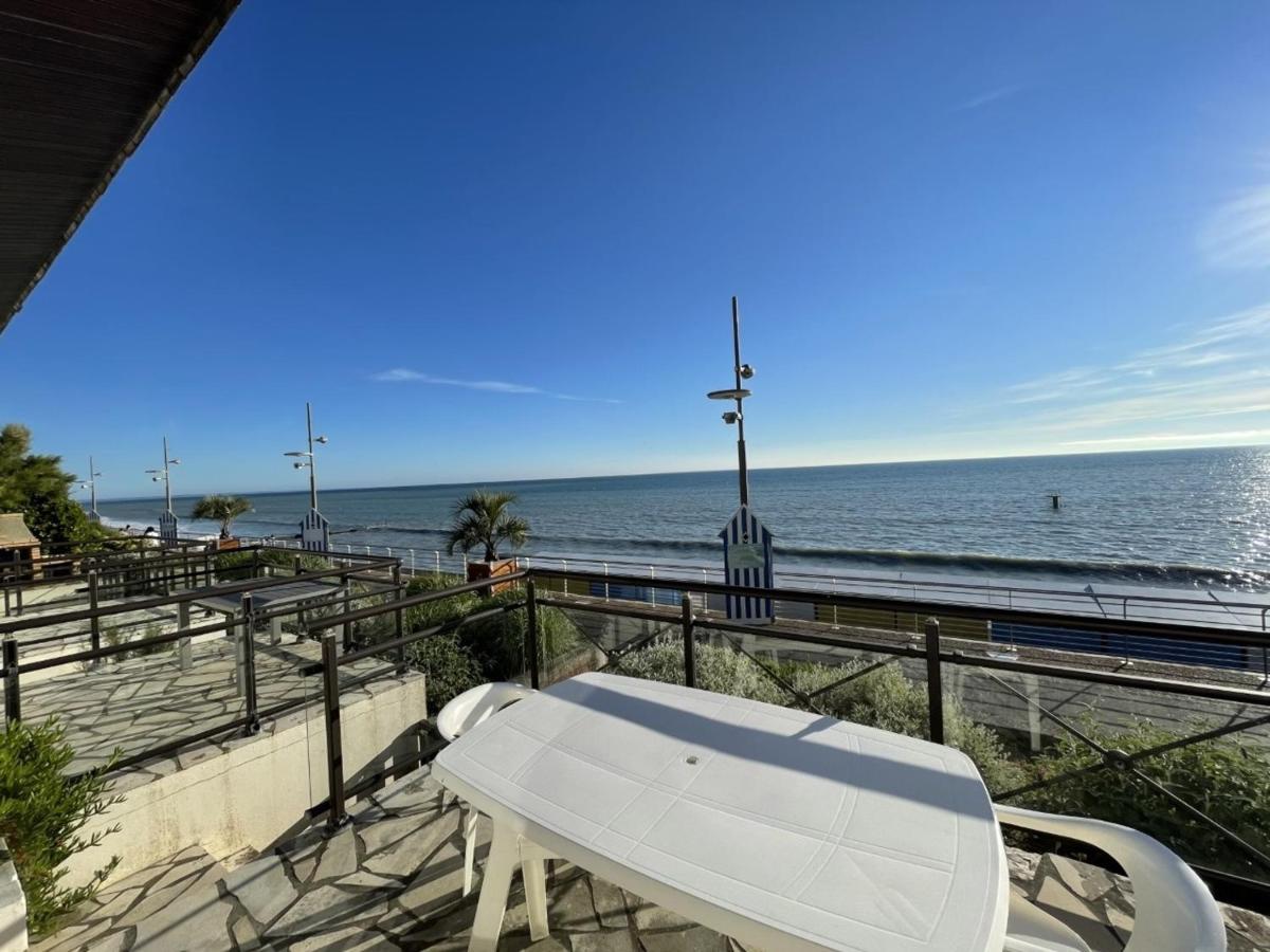 Appartement Duplex En Front De Mer Avec Terrasse - Acces Direct Plage - 2 Chambres + Cabine - Fr-1-361-456 Saint-Pair-sur-Mer Exterior foto
