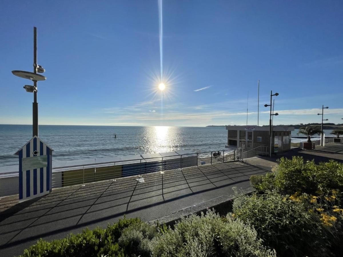 Appartement Duplex En Front De Mer Avec Terrasse - Acces Direct Plage - 2 Chambres + Cabine - Fr-1-361-456 Saint-Pair-sur-Mer Exterior foto